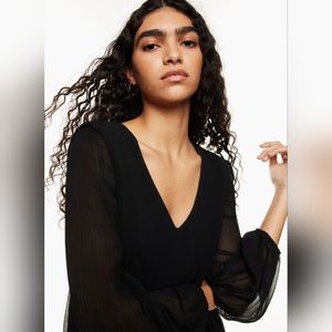 Wilfred Daydreamer V-Neck blouse black size 2XS